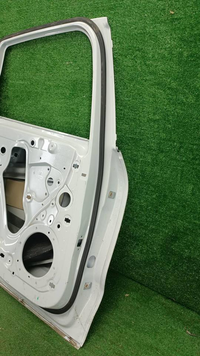 Дверь задняя левая Porsche Macan (2014-н.в.)