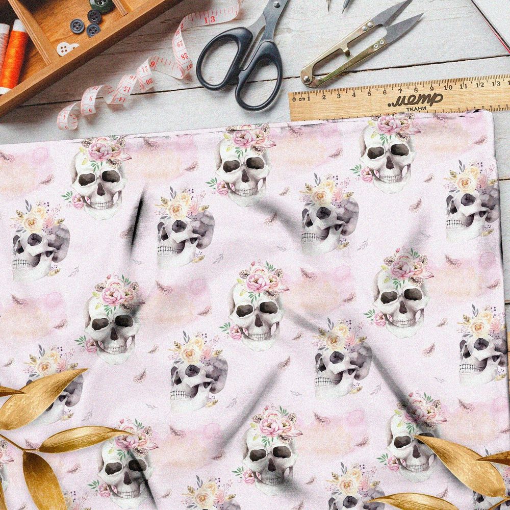 Ткань дюспо черепа в цветах на розовом