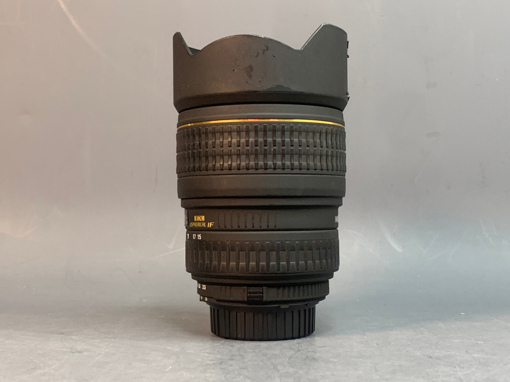 Sigma AF 15-30mm f/3.5-4.5 EX DG Aspherical for Nikon F