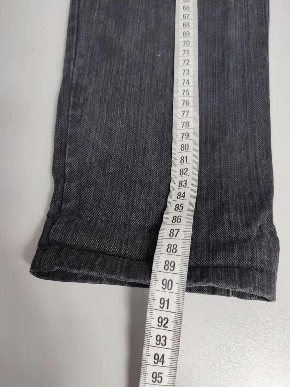 Джинсы темно-серые 44 размер