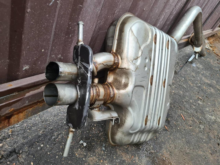 Глушитель левый Mercedes S W223 (2020-н.в.)