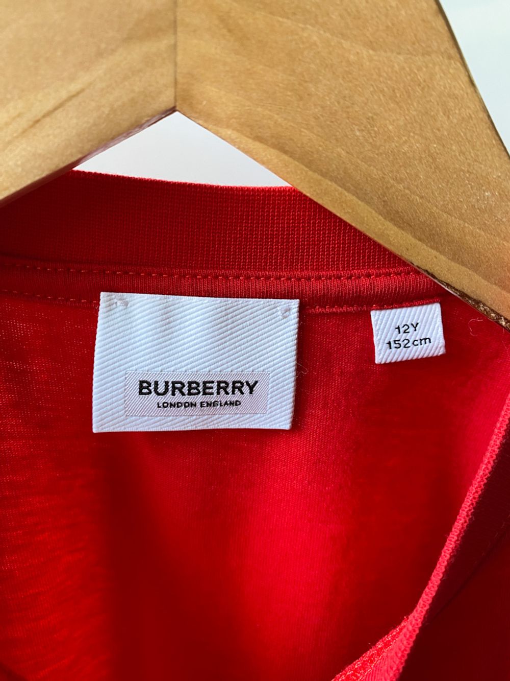 Новая хлопковая футболка Burberry, 158