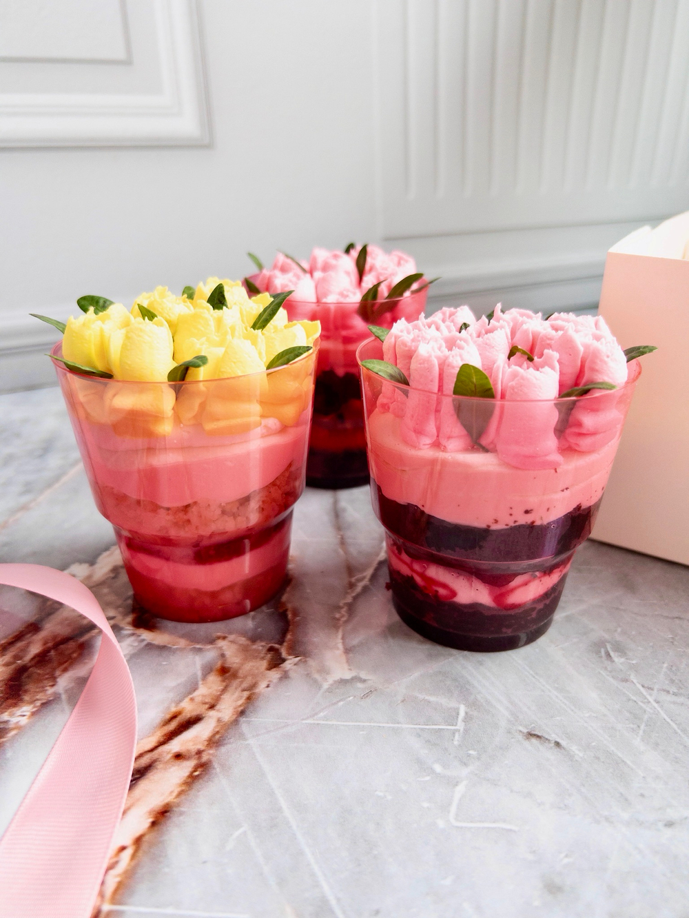 Набор трафйлов - торты в стакане (Тюльпаны)