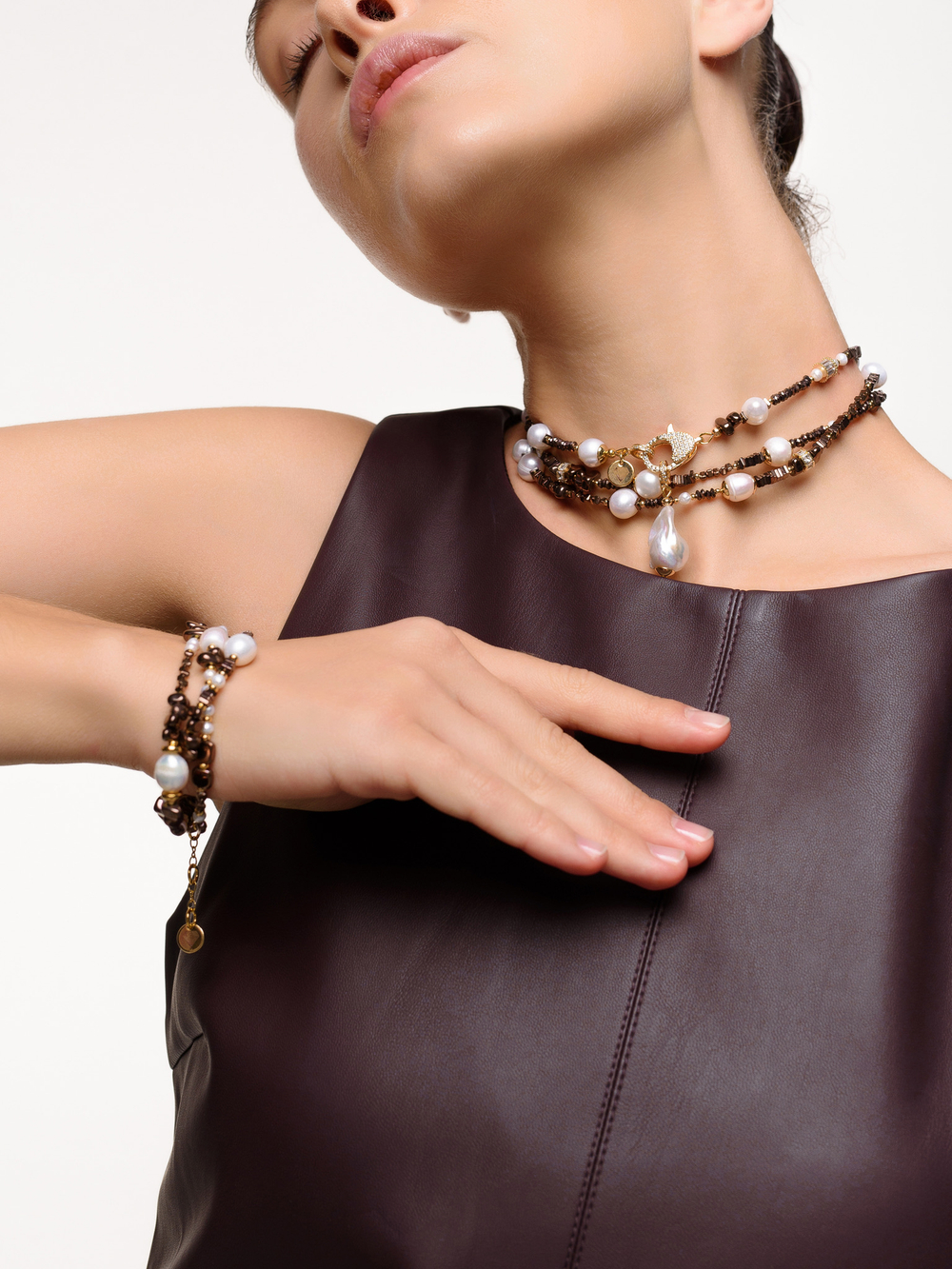 Колье "Sea pearl hematite" Gold