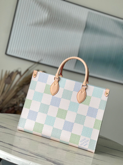 Louis Vuitton Onthego MM