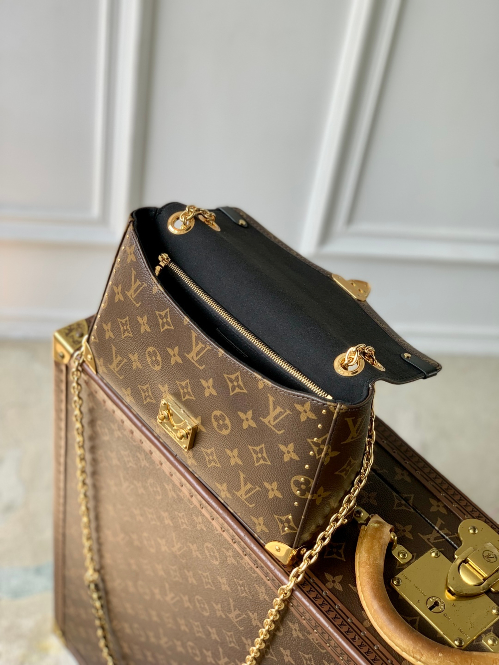 Louis Vuitton Trunkie Bag