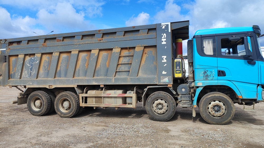 Shacman (Shaanxi) SX* 8x4 Самосвал SX33186V366 (Дизельный, 11,6 л, 423 л.с., МТ)