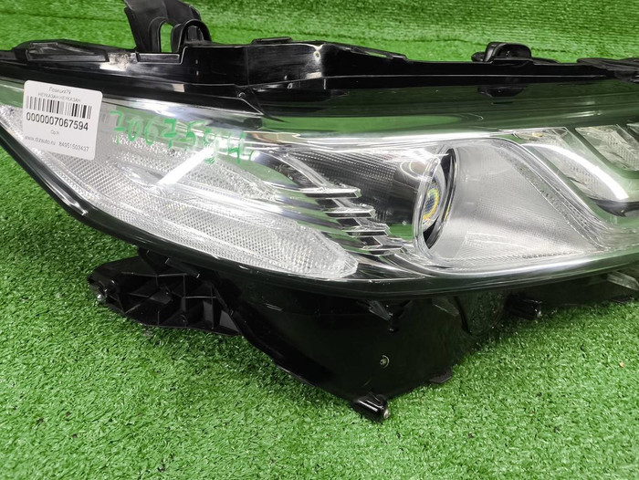 Фара правая Toyota Camry xv70 (2017-2021) LED