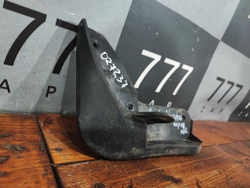 Брызговик передний левый Lada Vesta 15-нв Б/У Оригинал 8450008253