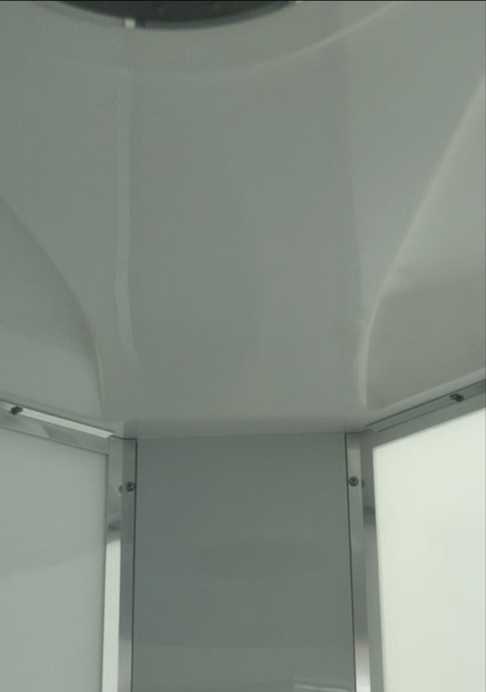 Душевая кабина AvaCan (АваКан) EM 2012 R с гидромассажем