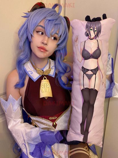 Мини дакимакура Резе из Человек-бензопила арт. M0928, 60х20 см