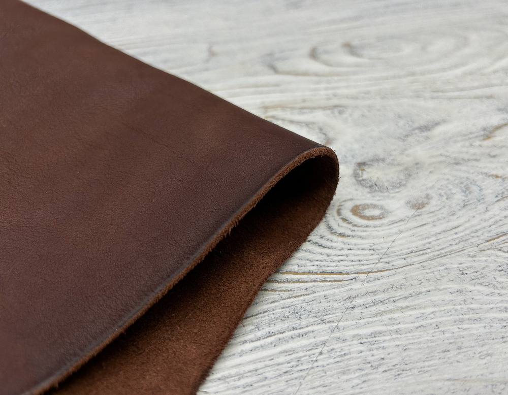 Альбагия цв. Коричневый / Albagia Dark Brown тощ. 1,8-2,0 мм, натуральная кожа