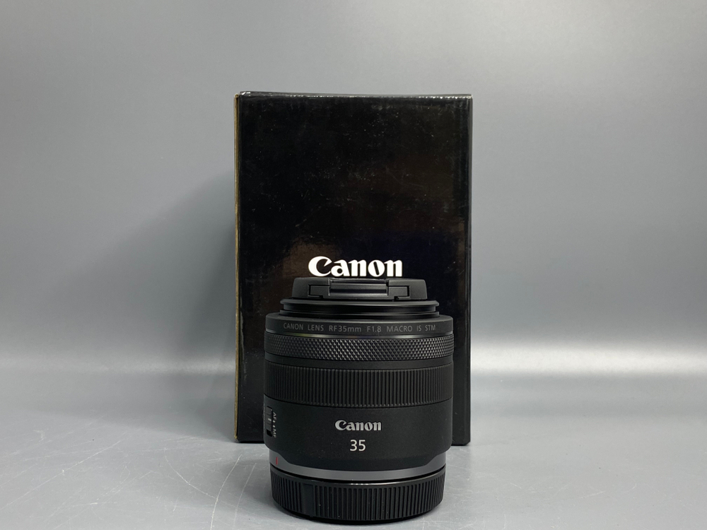 Canon RF 35mm 1.8 Macro IS STM