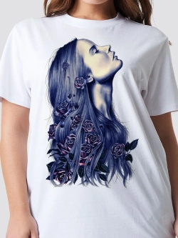 Футболка девушка с розами в волосах