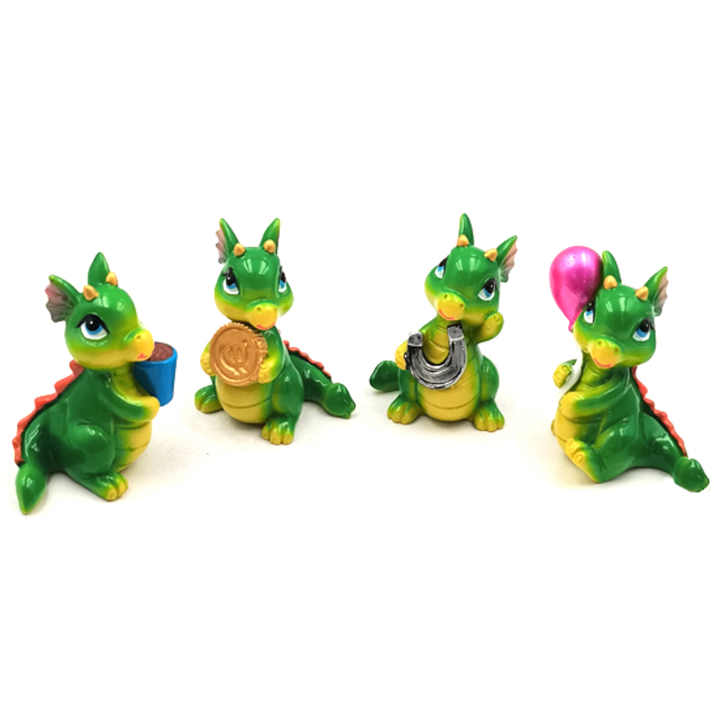 Фигурка «Дракоша Мила с подарком» 5*4,5*4 см, микс