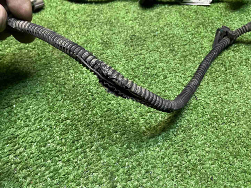 Проводка заднего бампера Hongqi HS5 (2019-н.в.)