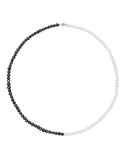 Колье натуральный жемчуг, вставки из черных натуральных камней