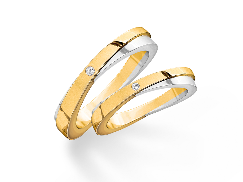 Обручальное кольцо с бриллиантом