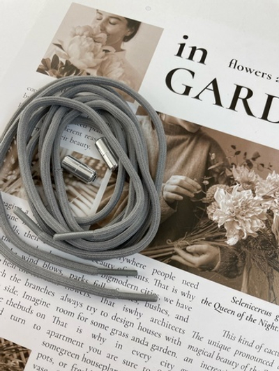 СЕРЫЕ - Шнурки ЭЛАСТИЧНЫЕ 100см/3,5мм. круглый с фиксатором 2шт (1253 Евгения)