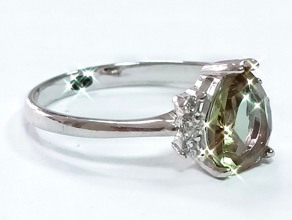 "Эстерелла" - ювелирное серебряное кольцо