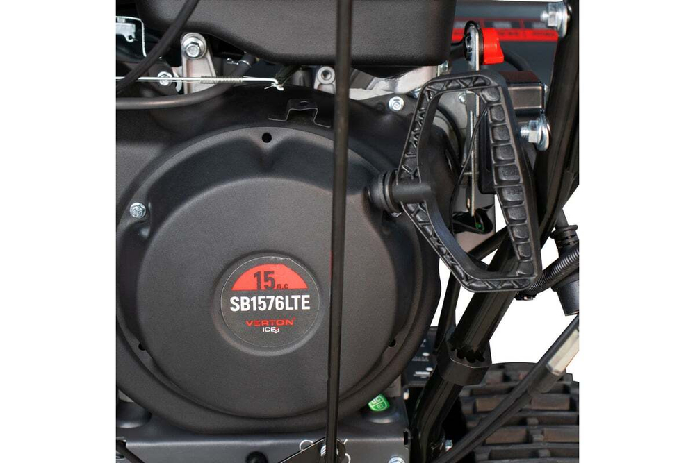 Снегоуборщик бензиновый гусеничный Verton SB-1576LТE