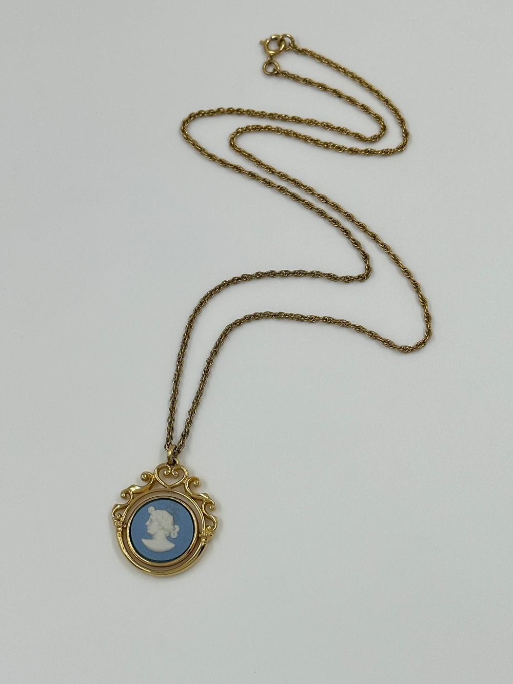 Кулон Wedgwood