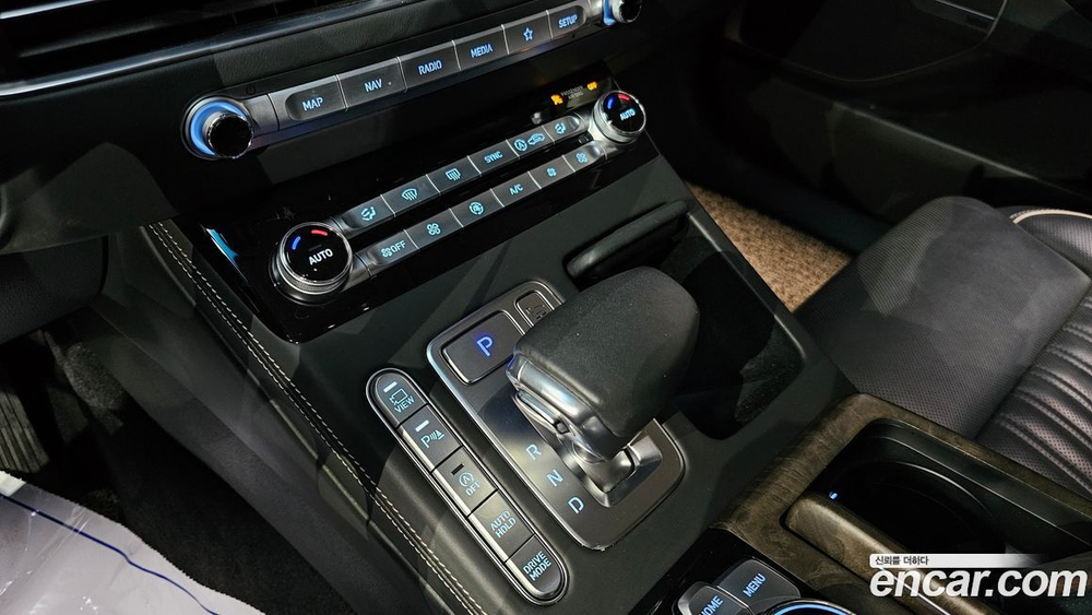 Genesis G90 3.3 T AWD (12.2019)