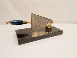 Подарок строителю " Сувенирный мастерок" малый на камне