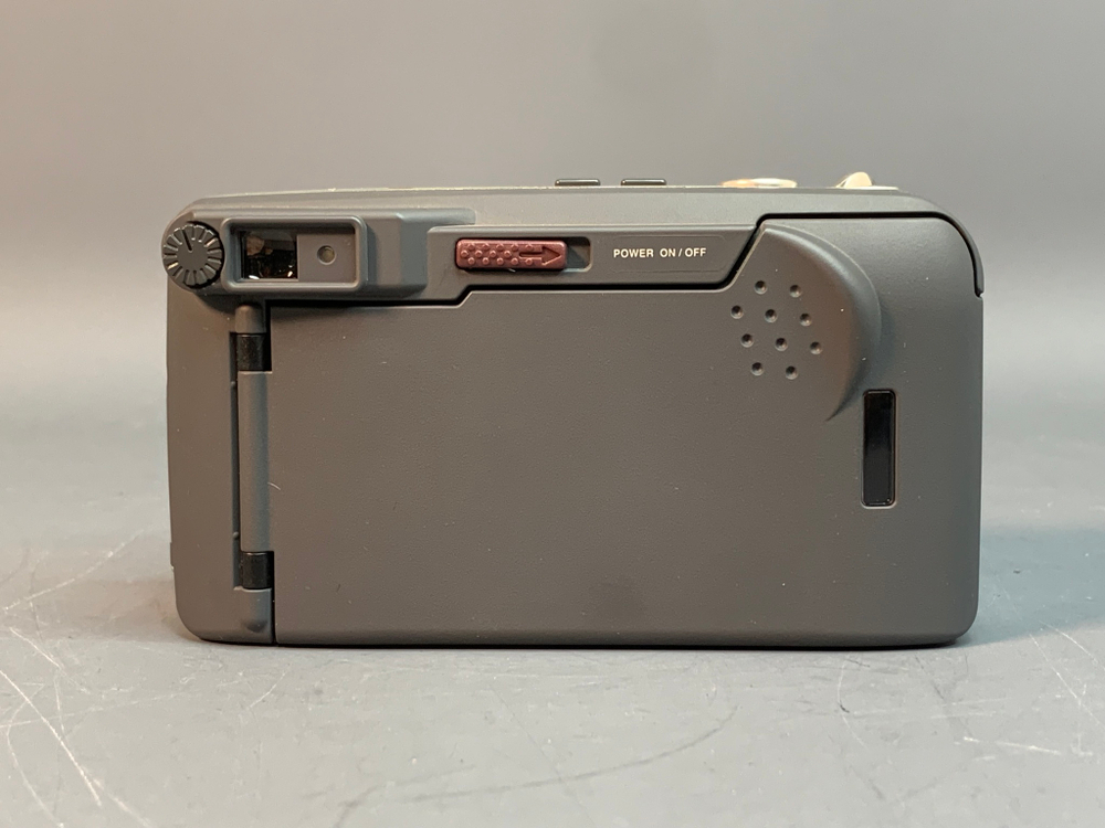 Olympus superzoom 160 G, залипает зум, ошибка