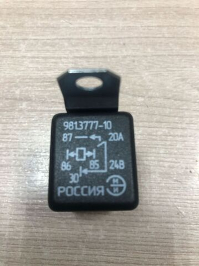 реле 24в 4 контактное с креплением 20а 981377710