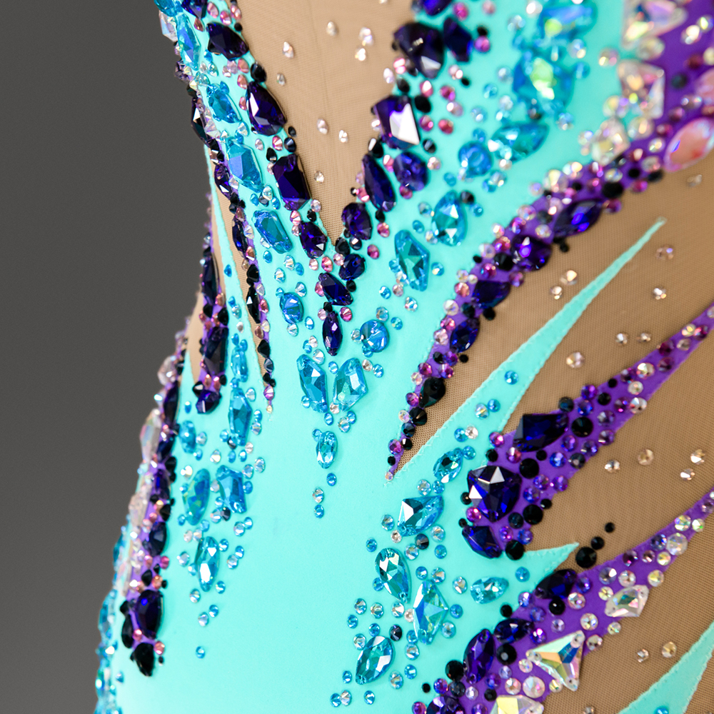 купальник со стразами