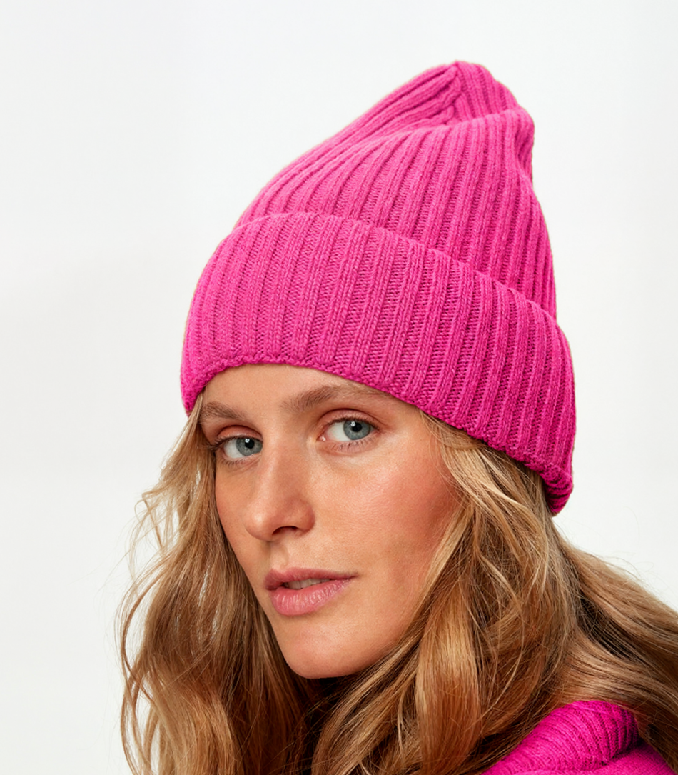 Набор из шапки и шарфа