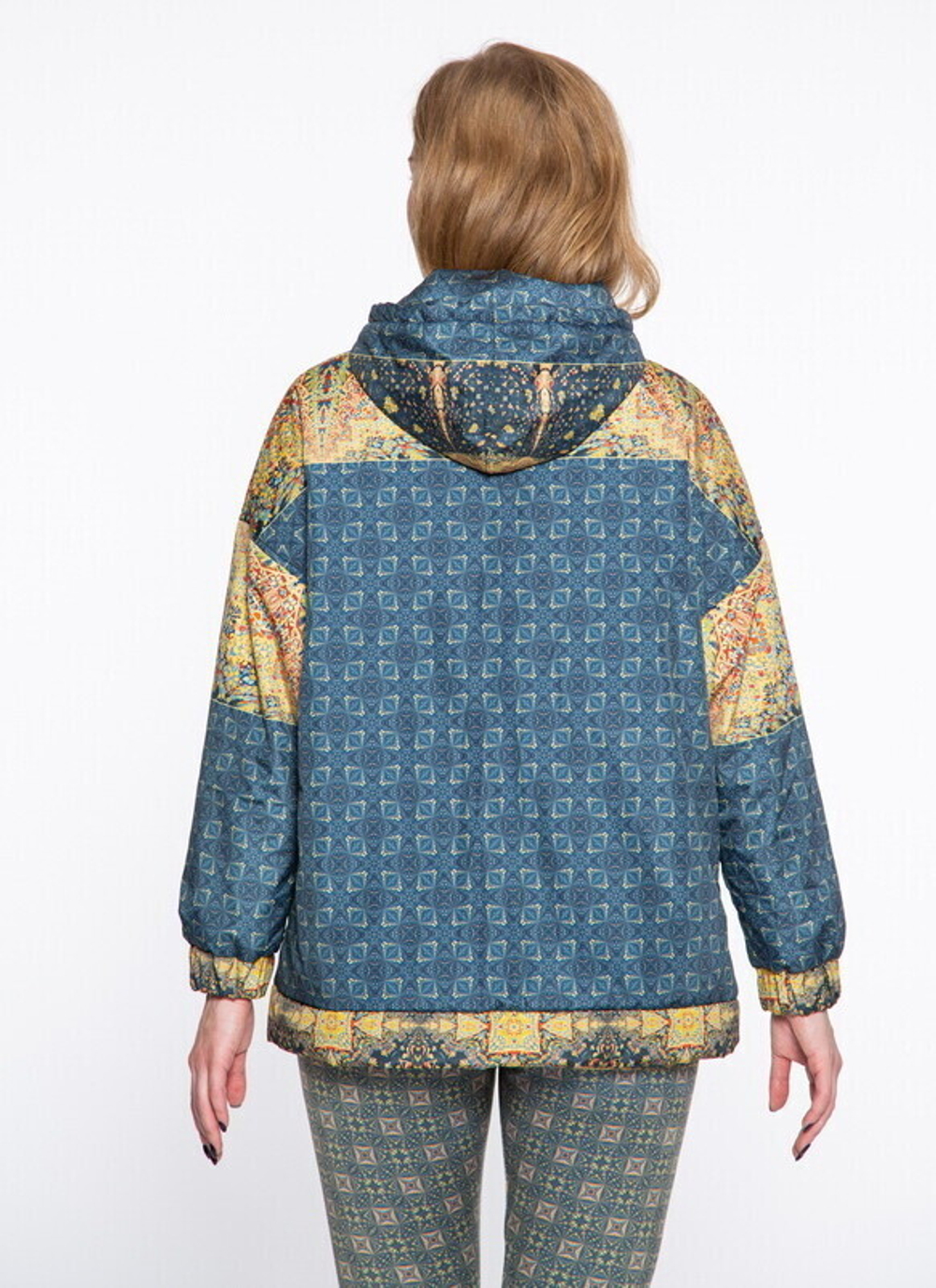 Куртка "Кормление птиц", по мотивам средневековой шпалеры 15 века