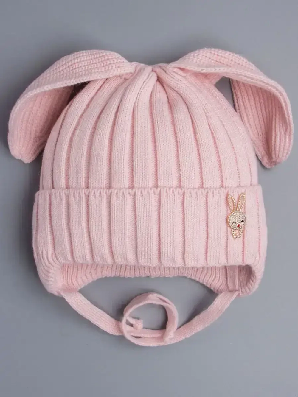 Шапка зимняя с ушками на завязках