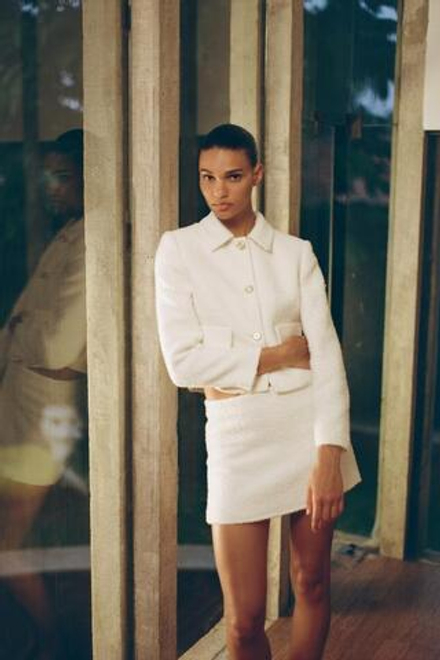ZARA КОРОТКАЯ КУРТКА ИЗ БУКЛЕ, ЭКРЮ