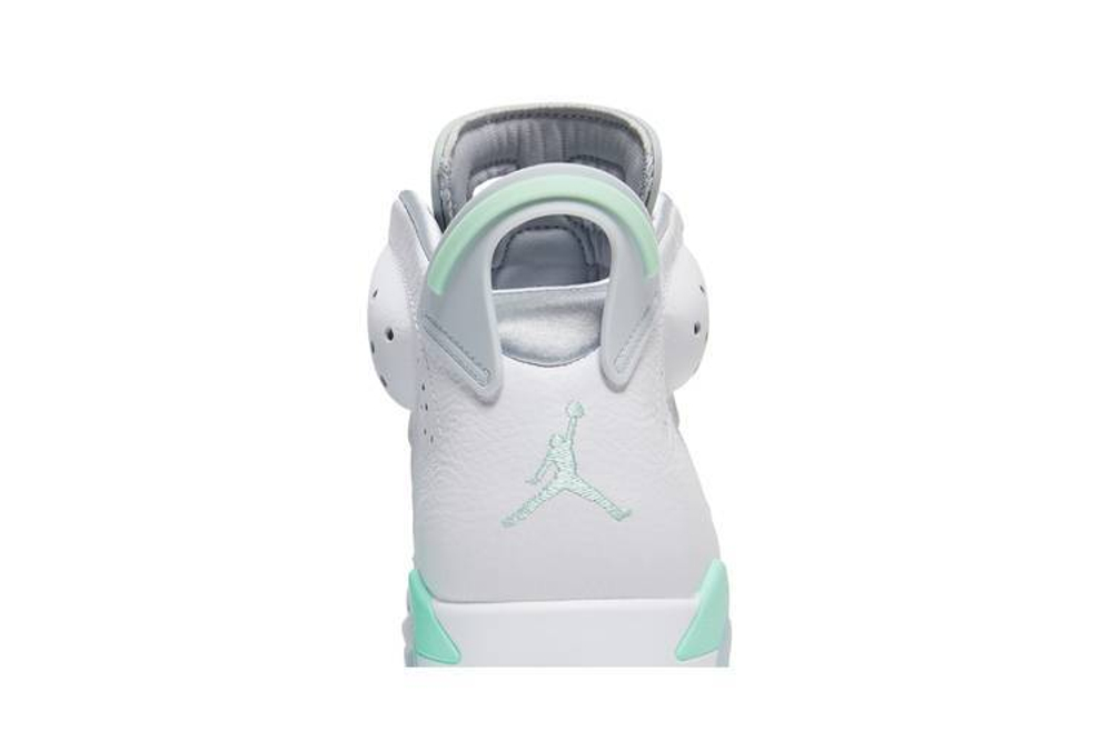 Кроссовки Jordan Air Jordan 6 Retro "Mint Foam" (Женская размерная сетка)