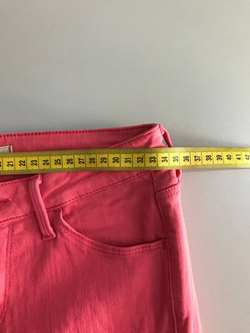 Джинсы Uniqlo розовые, маркировка 24/33, визуально 40 размер