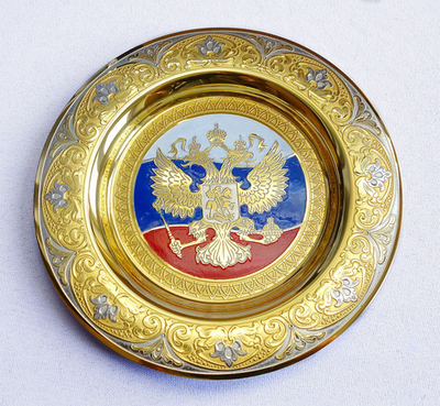Сувенирная тарелка "Триколор". Златоуст