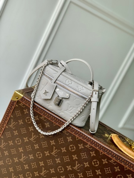 Louis Vuitton Vanity Chain Pouch