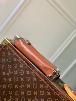 Louis Vuitton Slim Trunk