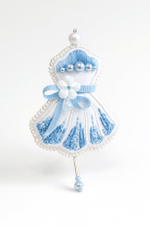 8441 Брошь (молочный / голубой)