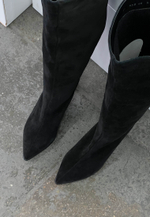 Ботфорты // Black // Suede