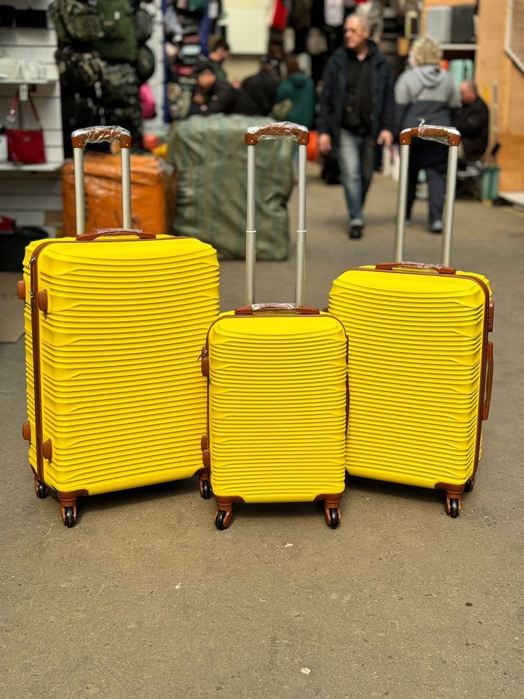 Большой чемодан Bon-Voyage Model One, Желтый, L-