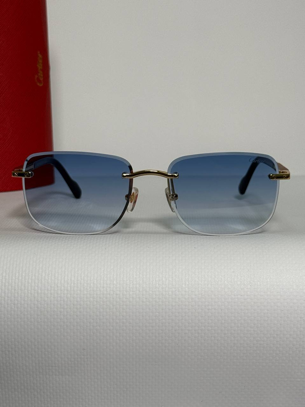 Солнцезащитные очки Cartier