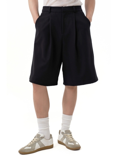 Черные классические шорты-бермуды Votus с защипами