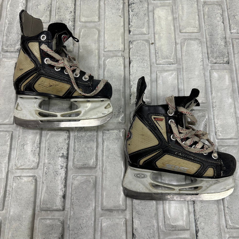 Easton stealth s15 YTH 11,5D (EUR 30)