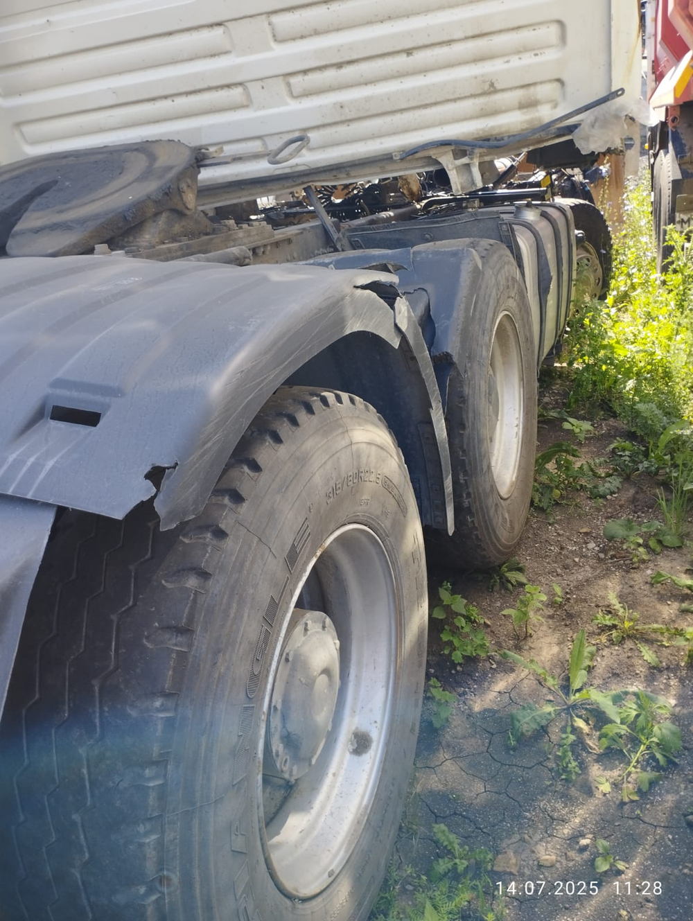 Shacman (Shaanxi) SX* 6x4 Седельный тягач SX42584V324 (Дизельный, 11,6 л, 423 л.с., АТ)