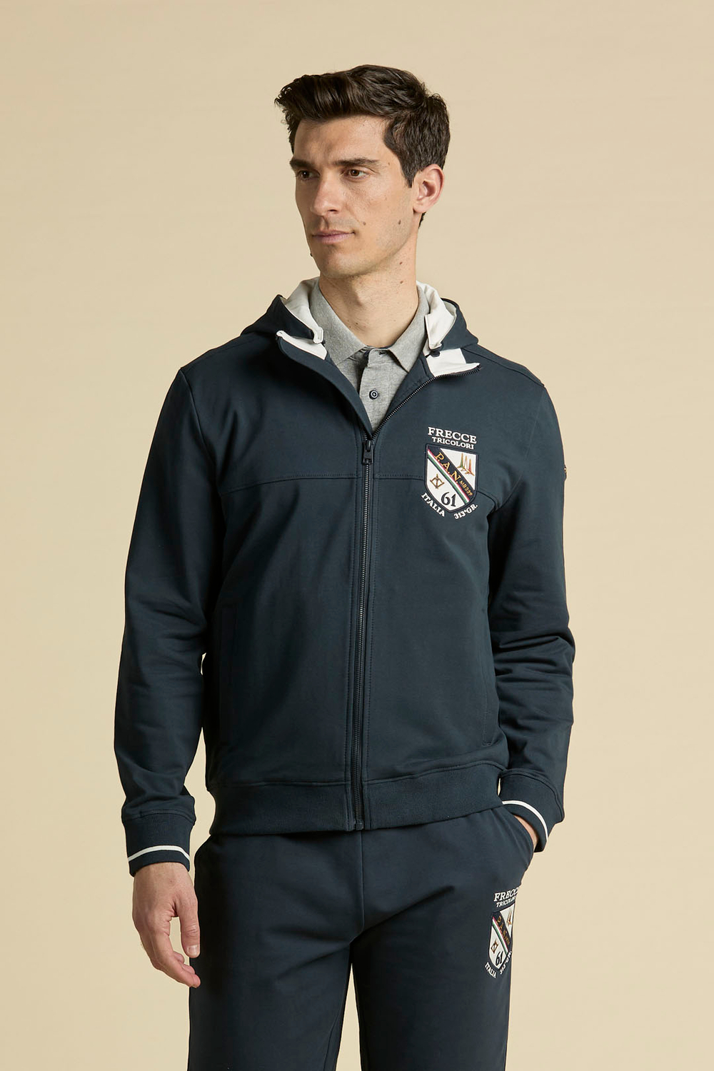 Спортивный костюм из хлопка