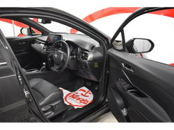 TOYOTA C - HR 2023 г.