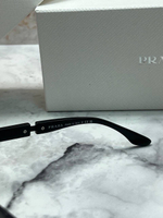 Очки Prada